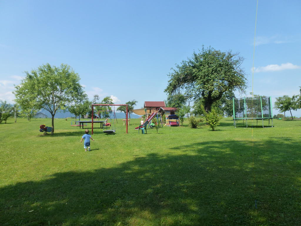 Appartement Landhaus Felsenkeller Sankt Kanzian am Klopeiner See Ngoại thất bức ảnh